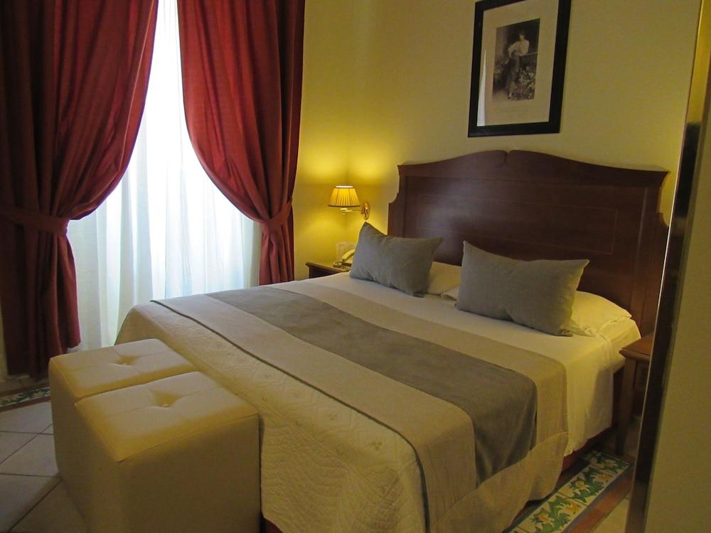 Hotel Akropolis - Museum Hotel Taranto Eksteriør bilde