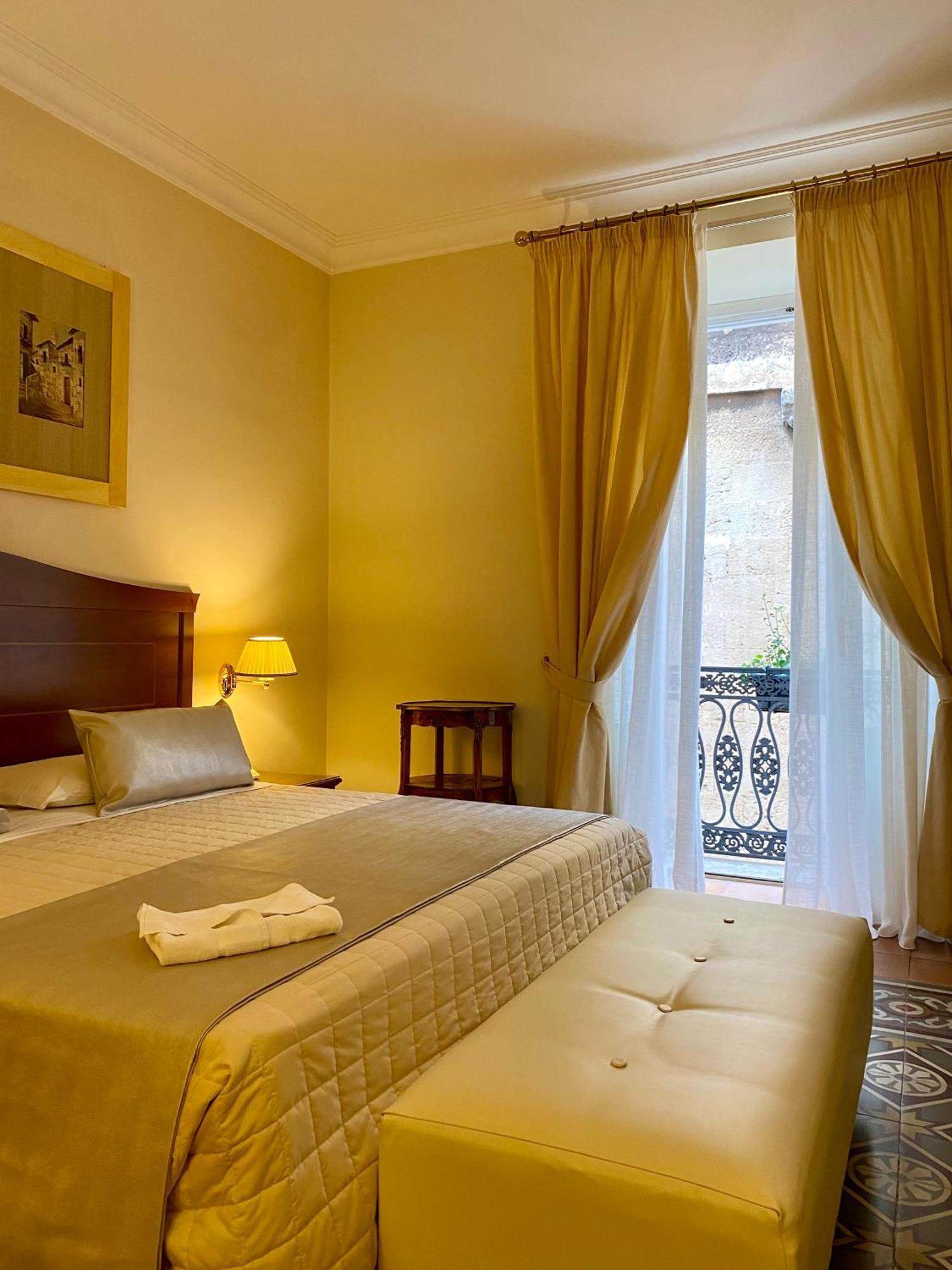 Hotel Akropolis - Museum Hotel Taranto Eksteriør bilde
