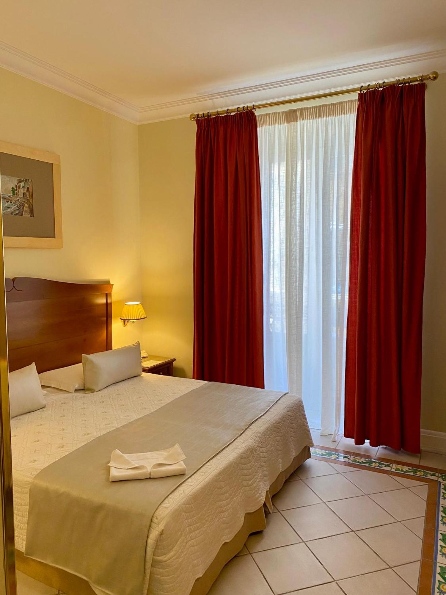 Hotel Akropolis - Museum Hotel Taranto Eksteriør bilde