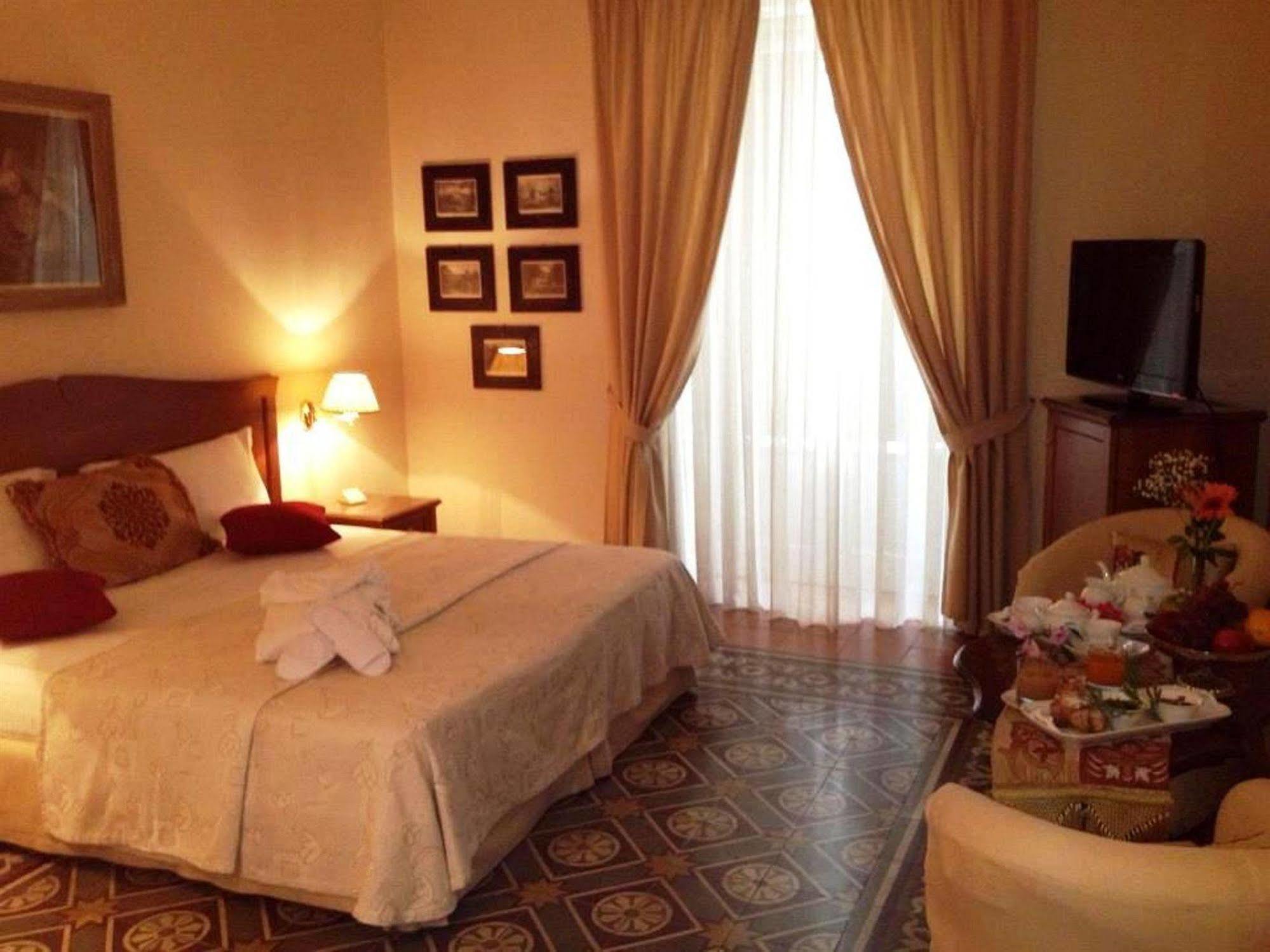 Hotel Akropolis - Museum Hotel Taranto Eksteriør bilde